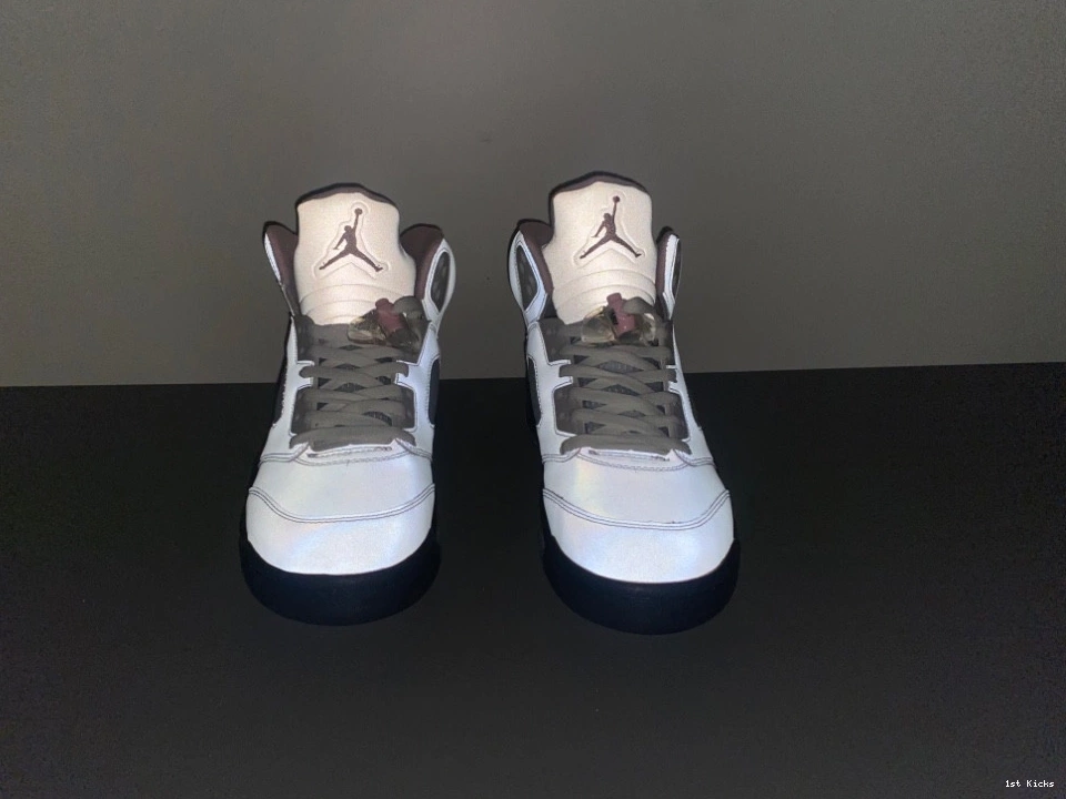 Medium  Men's HQ7978-102 5 Soft Pink Jordan Retro 1124